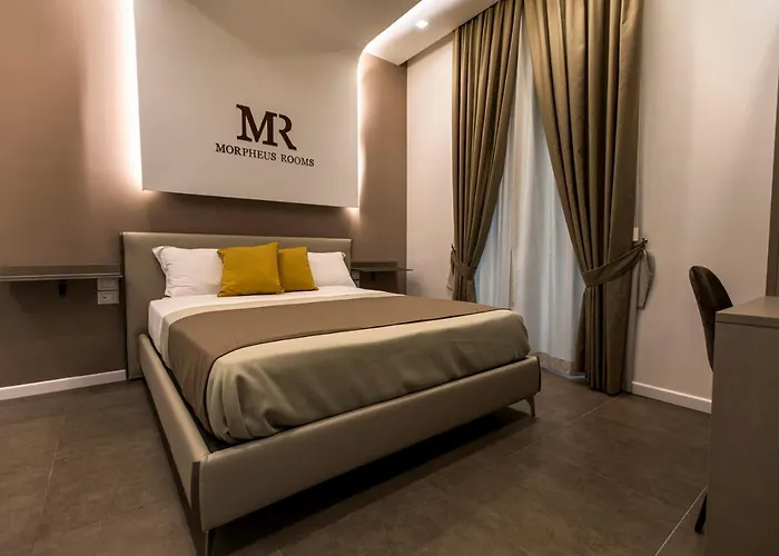 Morpheus 4* نابولي